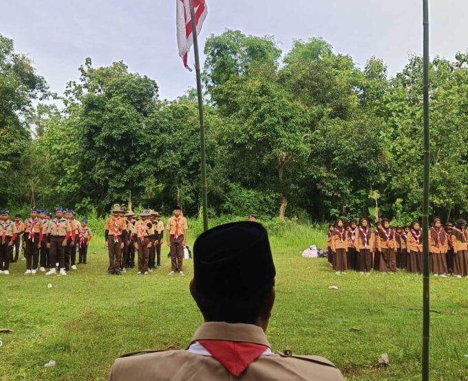 Pramuka MA Nasy-atul Muta’allimin Ikuti LKPP I di Lapangan Desa Candi